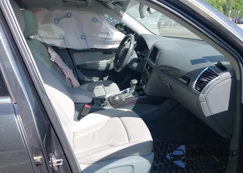 2015 Audi Q5 2.0T Premium z USA, uszkodzony, nr VIN WA1LFAFP4FA005852